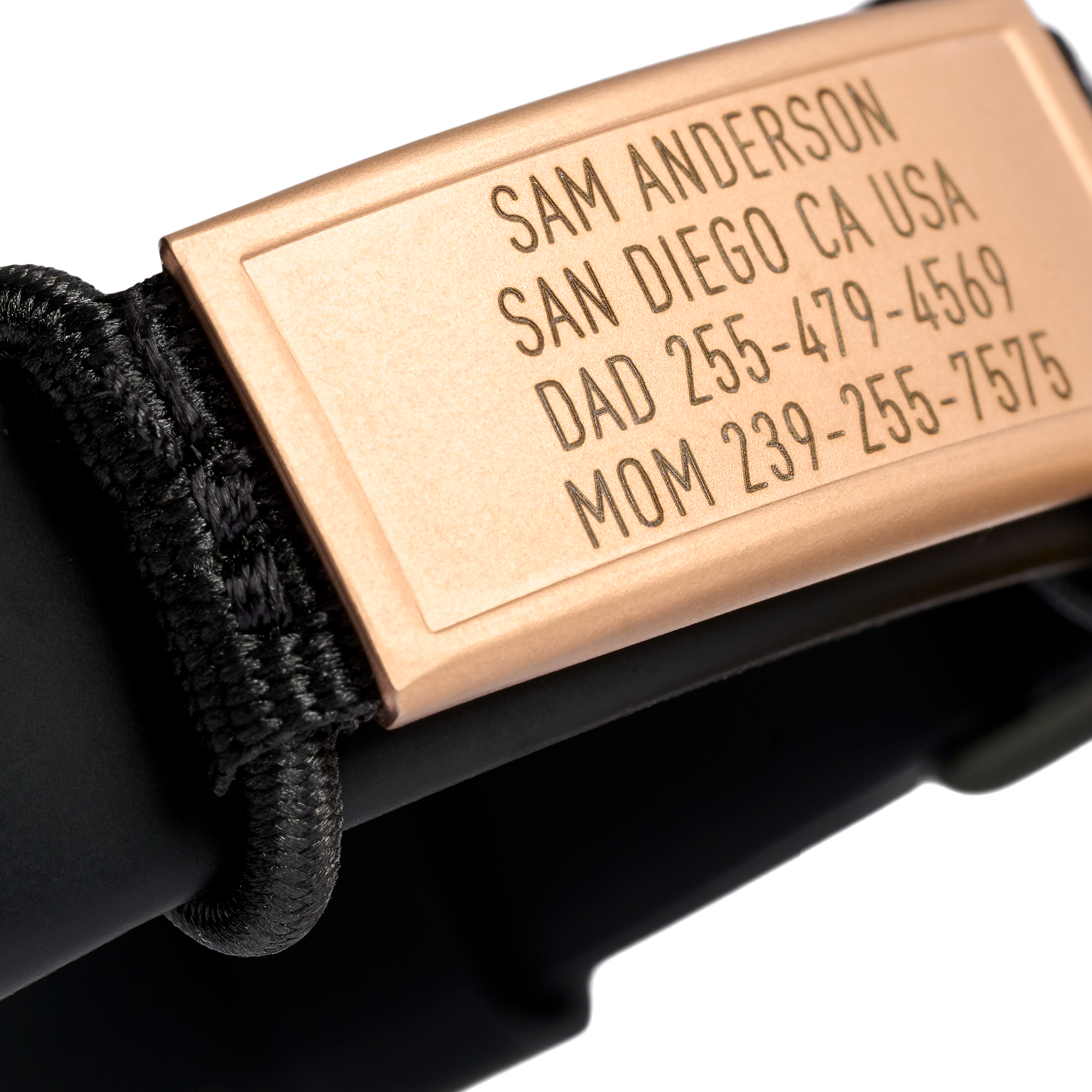Close-up of Watch ID Split small in gold by BRECK iD