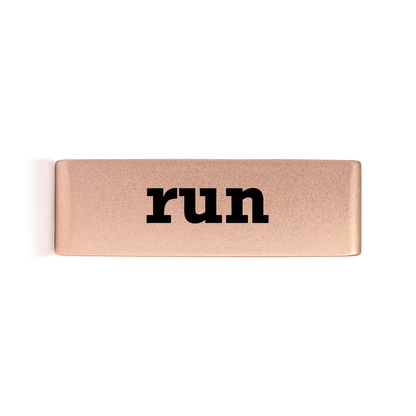 Run Badge Gold 19mm