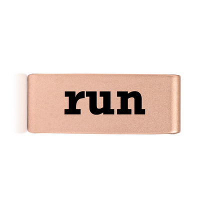 Run Badge Gold 15mm