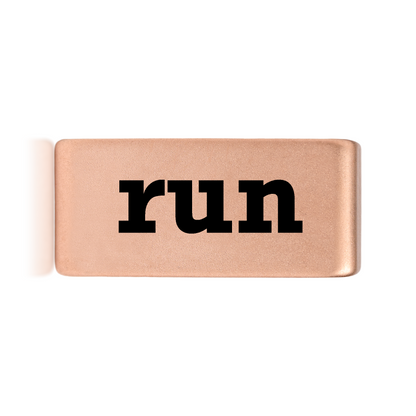 Run Badge Gold 12mm